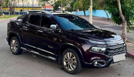 FIAT TORO 2.0 16V TURBO DIESEL RANCH 4WD AT9 FIAT TORO 2.0 16V TURBO DIESEL RANCH 4WD AT9
